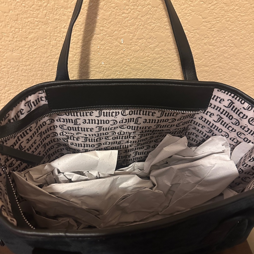 Juicy Couture Black Tote with Pink Bow - Picture 4 of 6